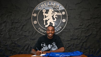 kaiyun-官方：切尔西与20岁后场多面手凯登-威尔逊续约至2030年