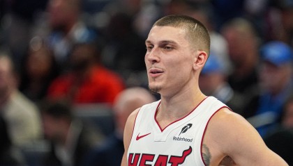 kaiyun-鲍威尔：我和希罗都知道能为球队带来啥 要让我们彼此打得更舒服