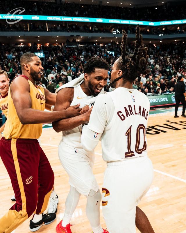 1730628782052054201.jpg GbbbxUGaUAA8dO4.jpg